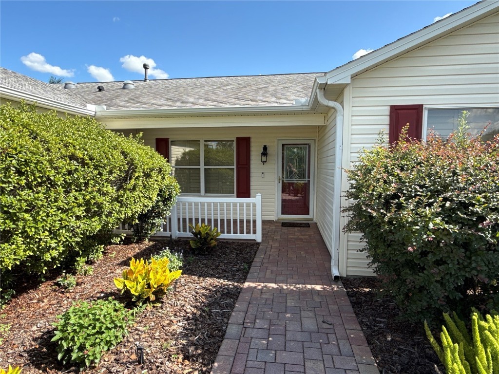 2204 Crawford Court The Villages FL 32162 OM713654 image1