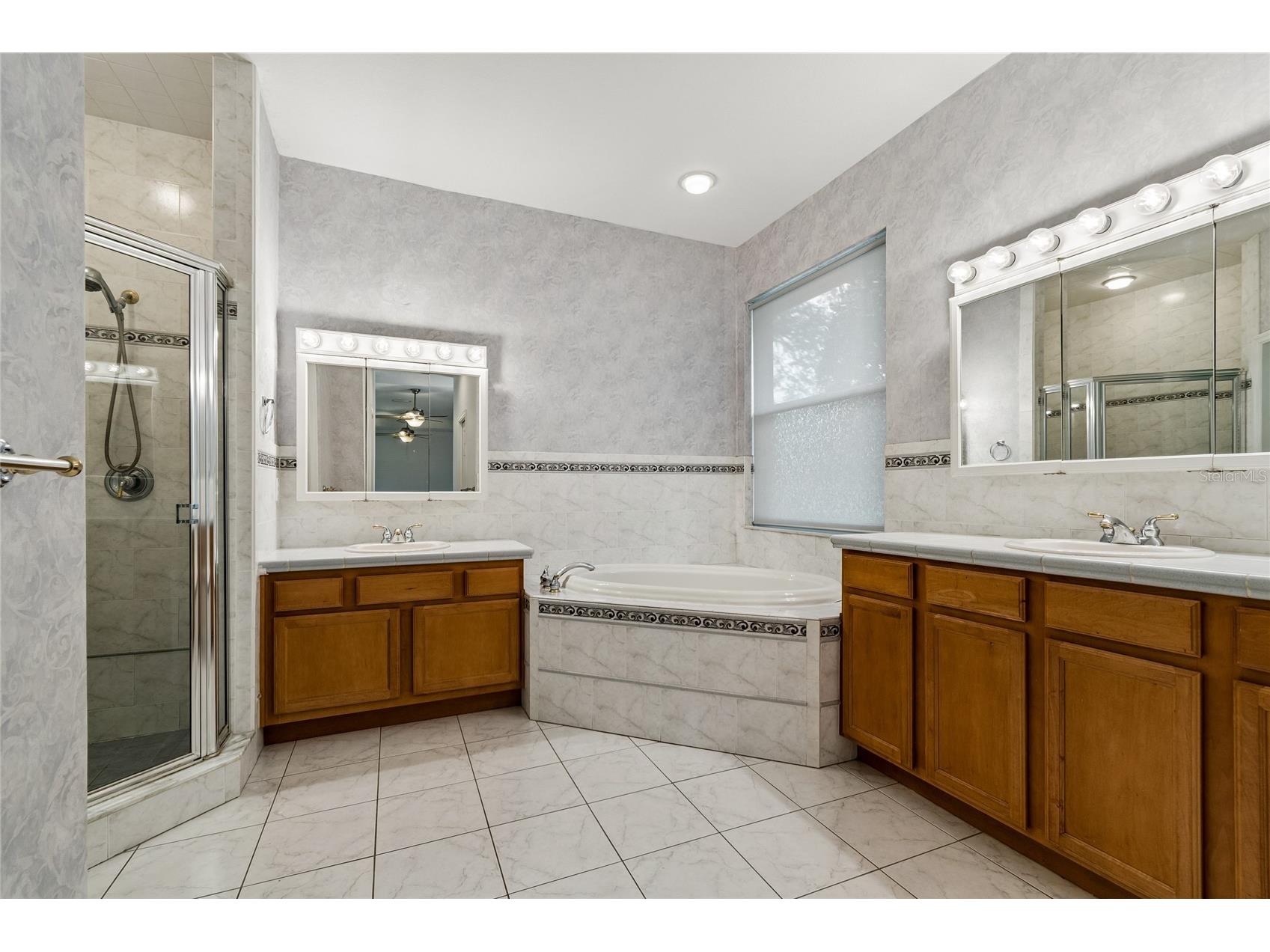 2204 Elizabeth Way Dunedin FL 34698 TB8500500 image7