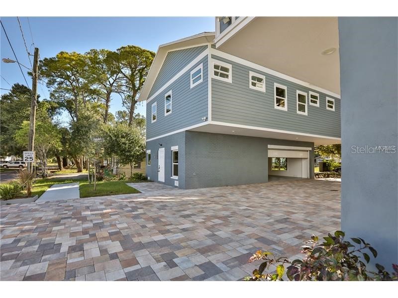 2204 Grant Street Tampa FL 33605 TB8509555 image1