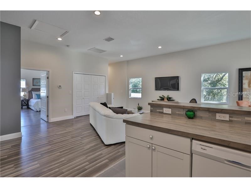 2204 Grant Street Tampa FL 33605 TB8509555 image8