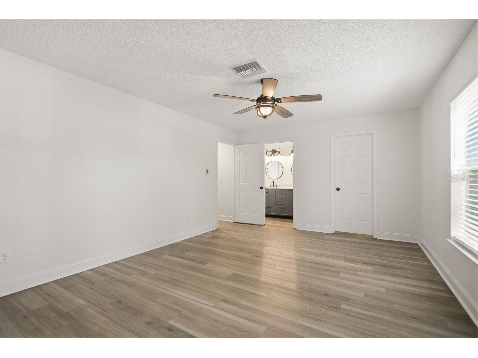 2204 Howard Lane Tampa FL 33612 TB8487829 image30