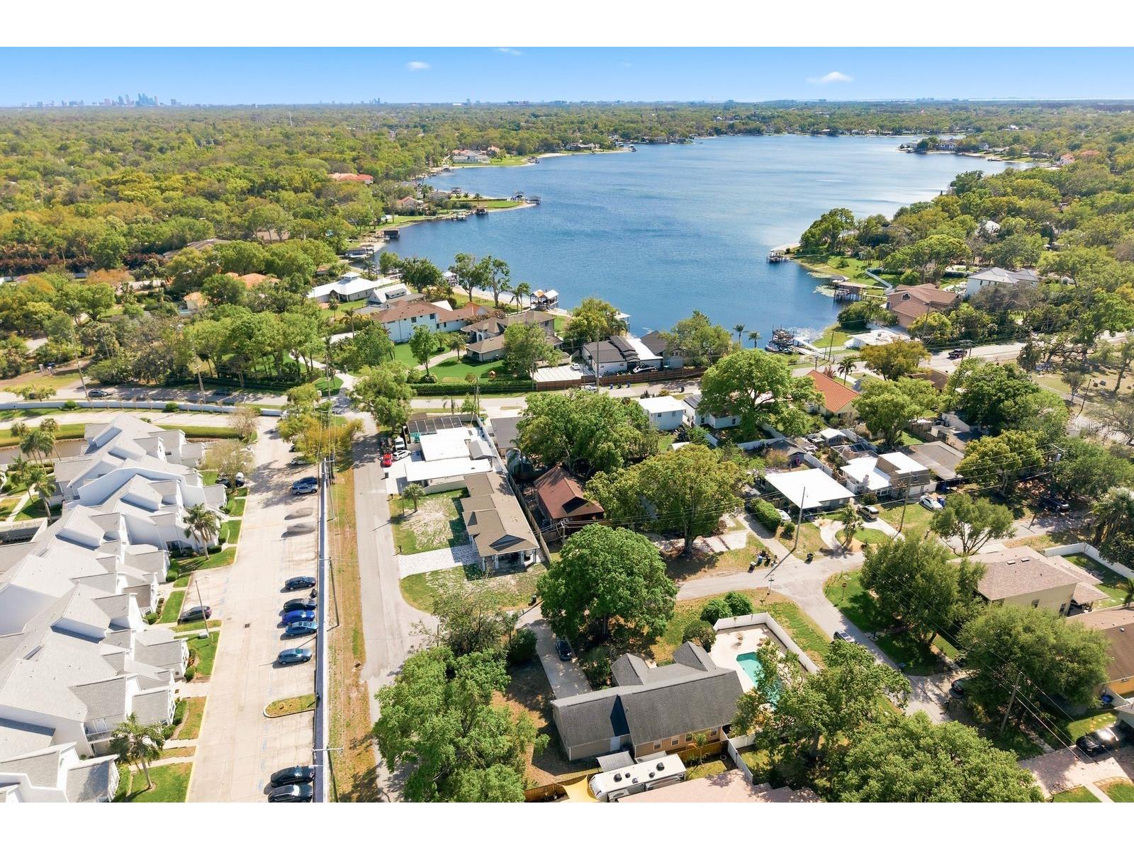 2204 Howard Lane Tampa FL 33612 TB8487829 image42