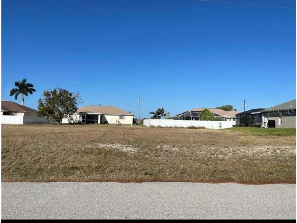 2204 NW 16th Place Cape Coral FL 33993 P4931457 image1