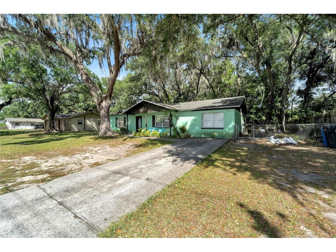 2204 Oakview Lane Plant City FL 33566 T3437621 image1