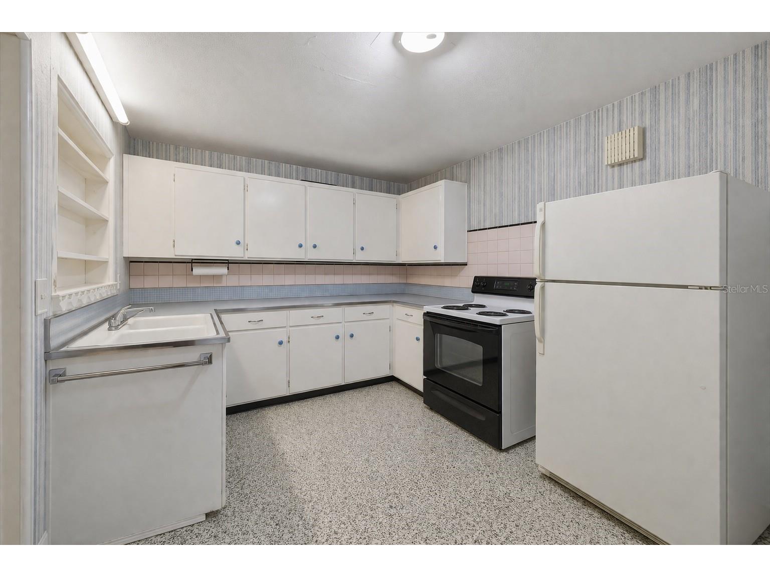 2204 Shawnee Street Sarasota FL 34231 A4689172 image3