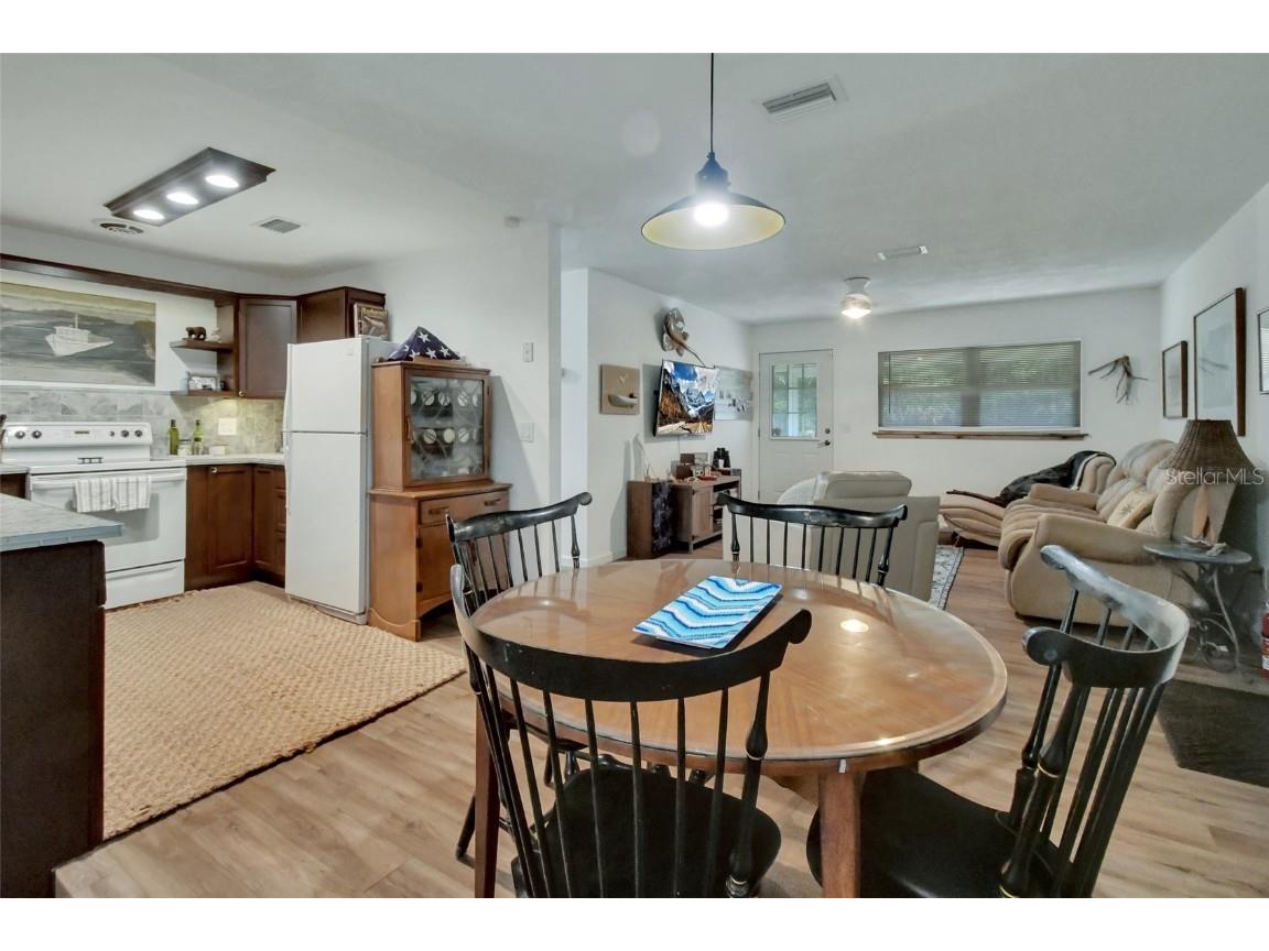 22040 Blue Creek Lodge Road Astor FL 32102 - BLUE CREEK V4943615 image15