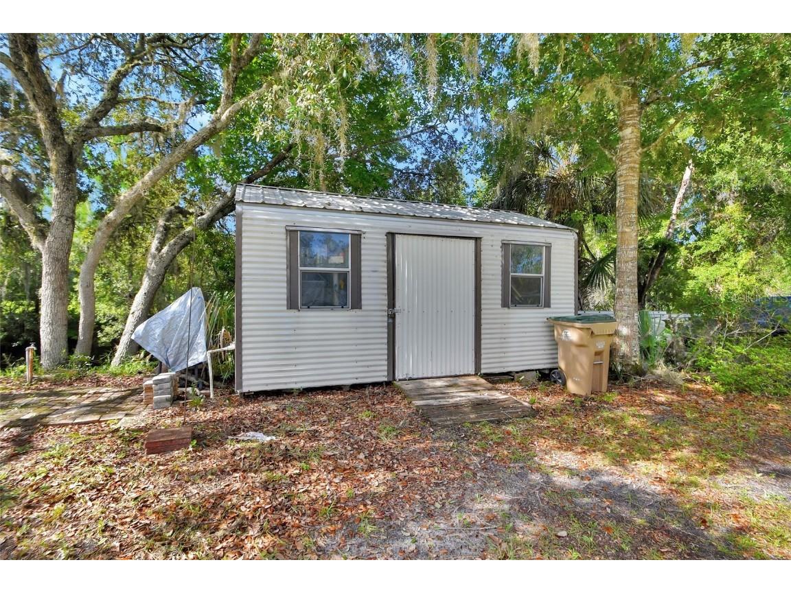 22040 Blue Creek Lodge Road Astor FL 32102 - BLUE CREEK V4943615 image32