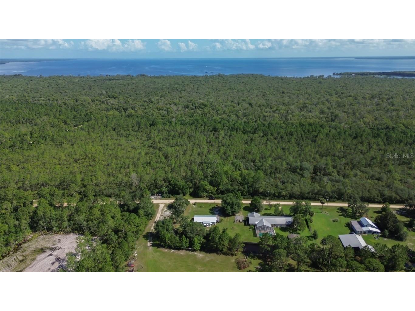 22040 Blue Creek Lodge Road Astor FL 32102 - BLUE CREEK V4943615 image37