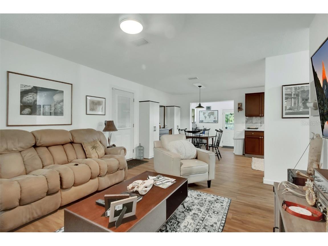 22040 Blue Creek Lodge Road Astor FL 32102 - BLUE CREEK V4943615 image7