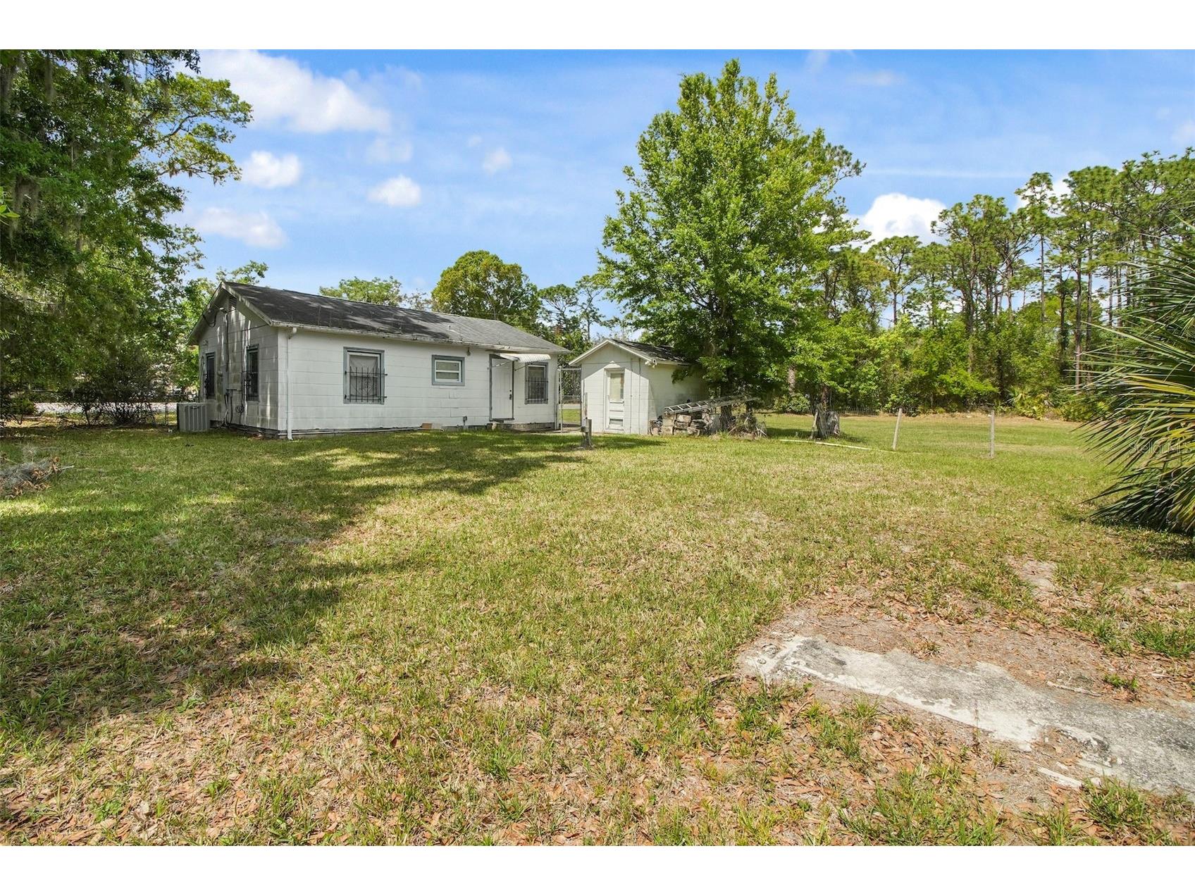 2205 & 2211 Lake Pickett Road Orlando FL 32826 O6394531 image10