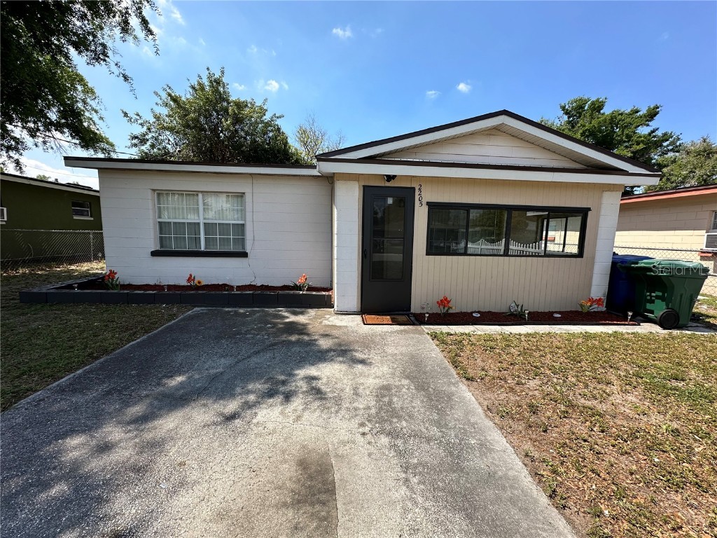 2205 5th Street NE Winter Haven FL 33881 O6189141 image1