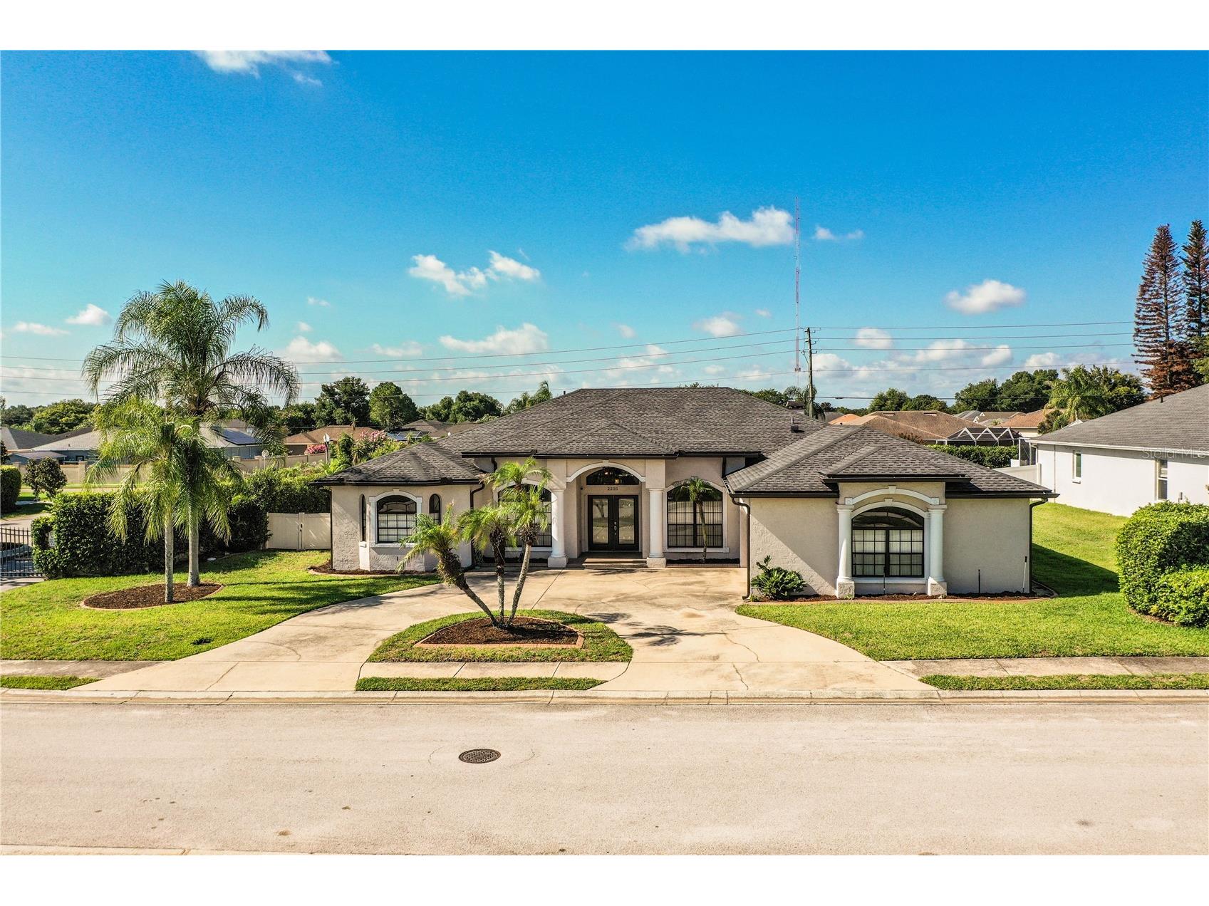 2205 Chesterfield Circle Lakeland FL 33813 L4962983 image1