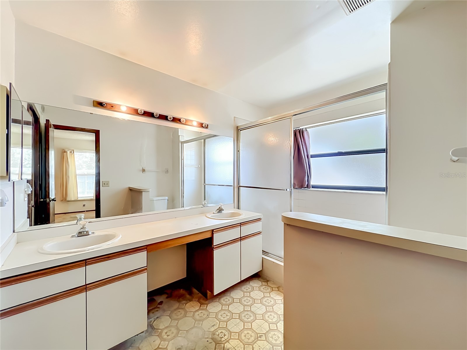 2205 Fairmont Circle Orlando FL 32837 O6410006 image29