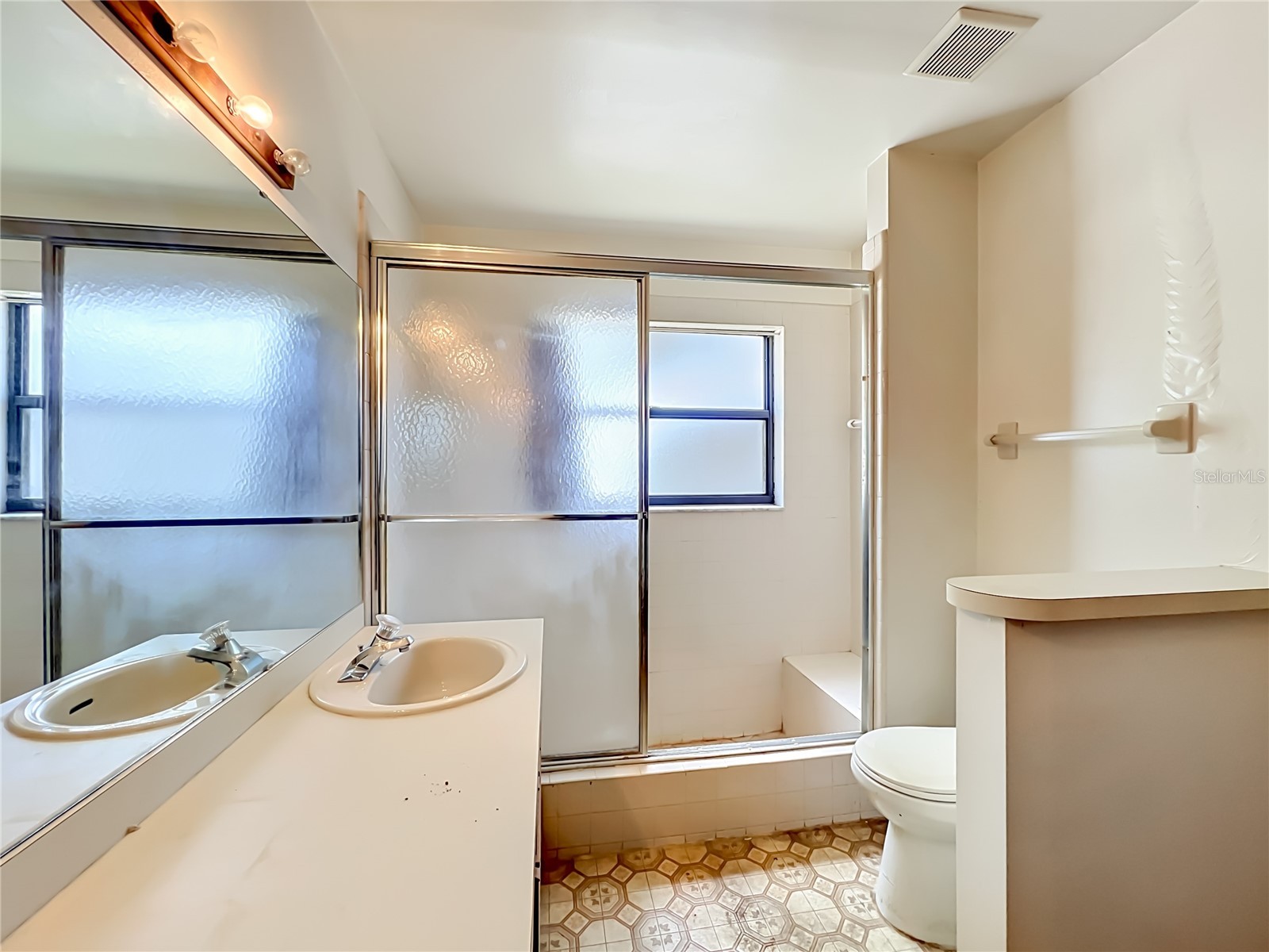 2205 Fairmont Circle Orlando FL 32837 O6410006 image30