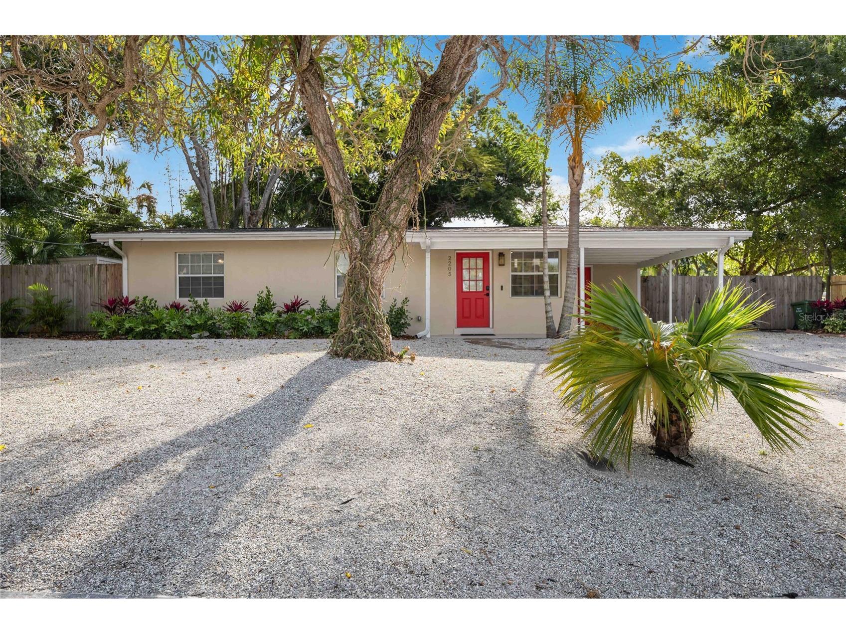 2205 Floyd Street Sarasota FL 34239 A4691727 image1