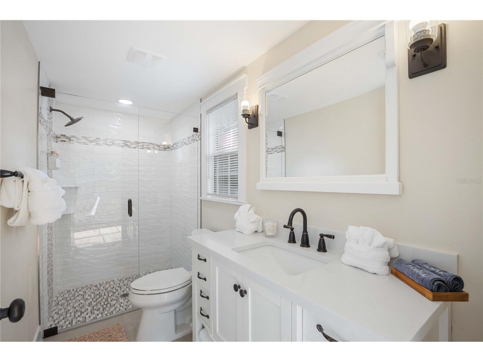 2205 Floyd Street Sarasota FL 34239 A4691727 image26