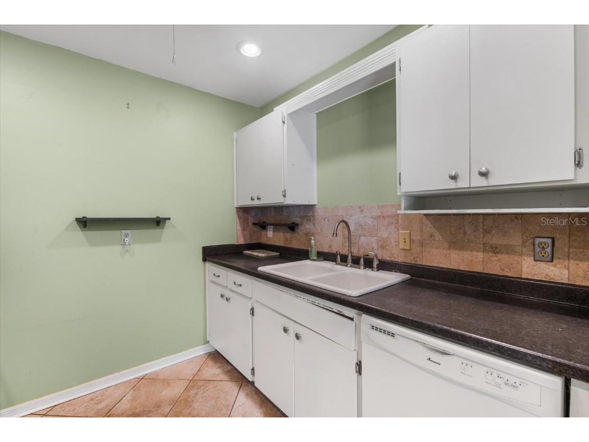 2205 Grenadier Drive Sun City Center FL 33573 TB8448829 image9