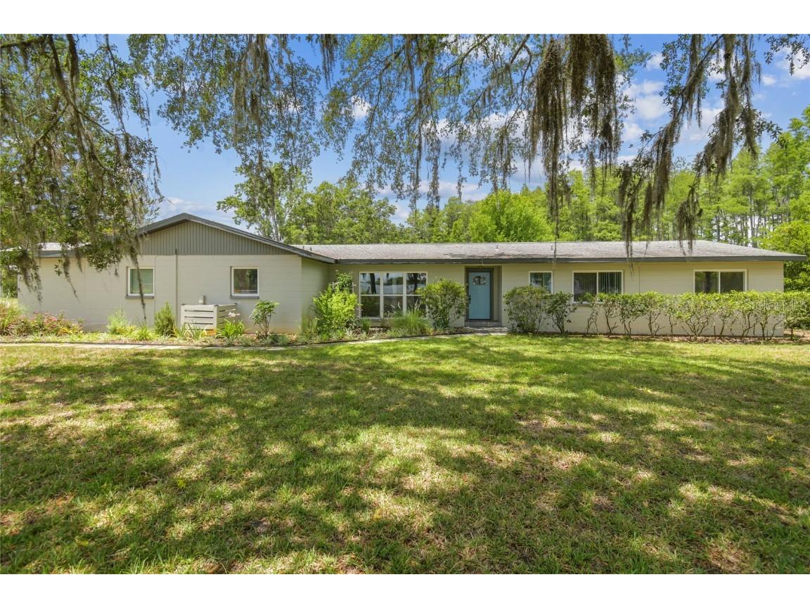 2205 Henley Road Lutz FL 33558 TB8390682 image1
