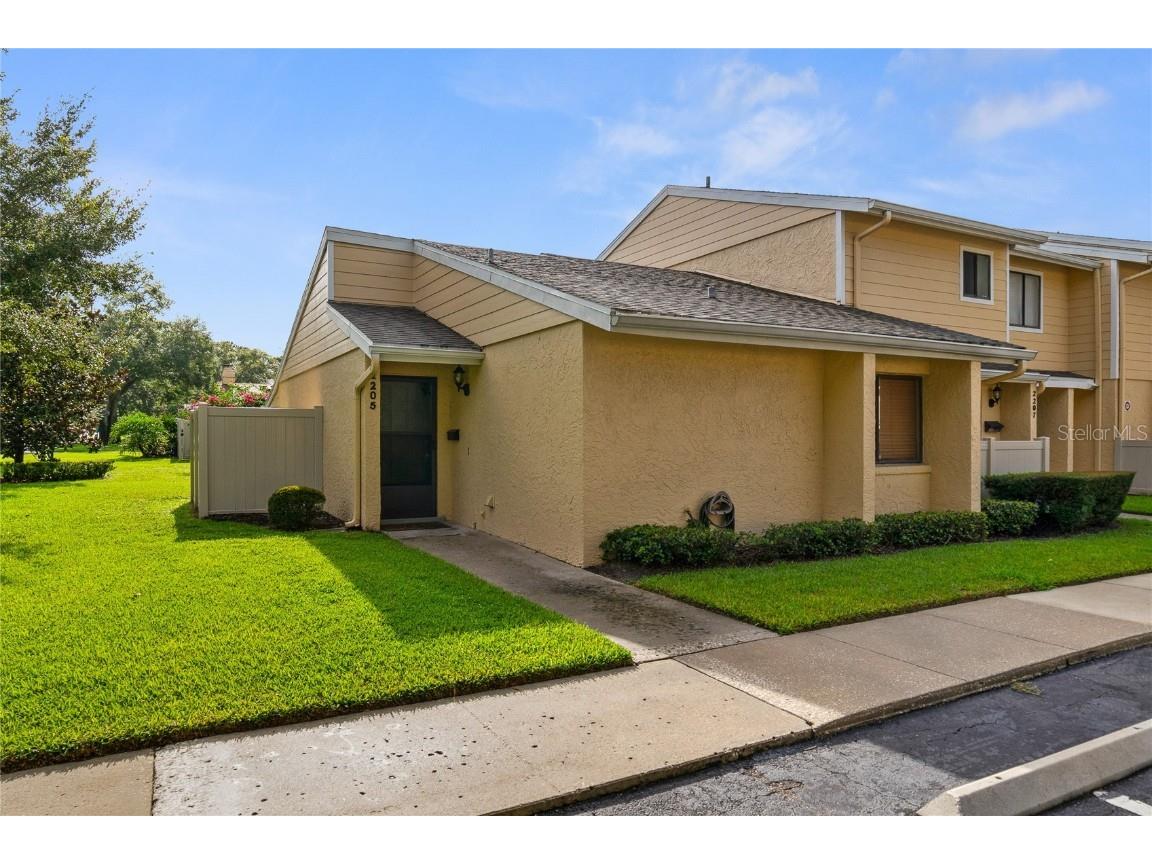 2205 Mcmahon Court #1048 Orlando FL 32812 O6138746 image1