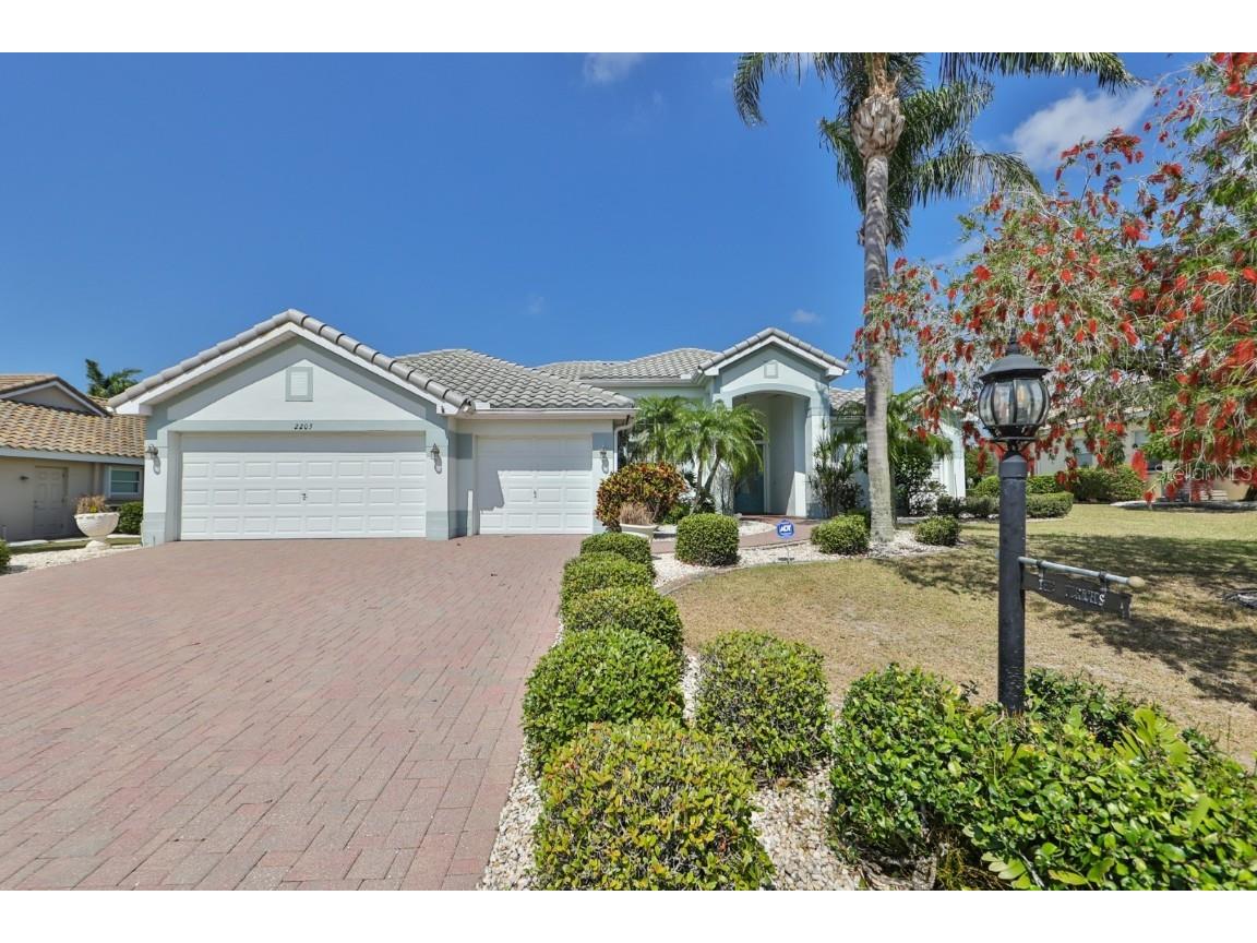 2205 Platinum Drive Sun City Center FL 33573 T3433324 image1