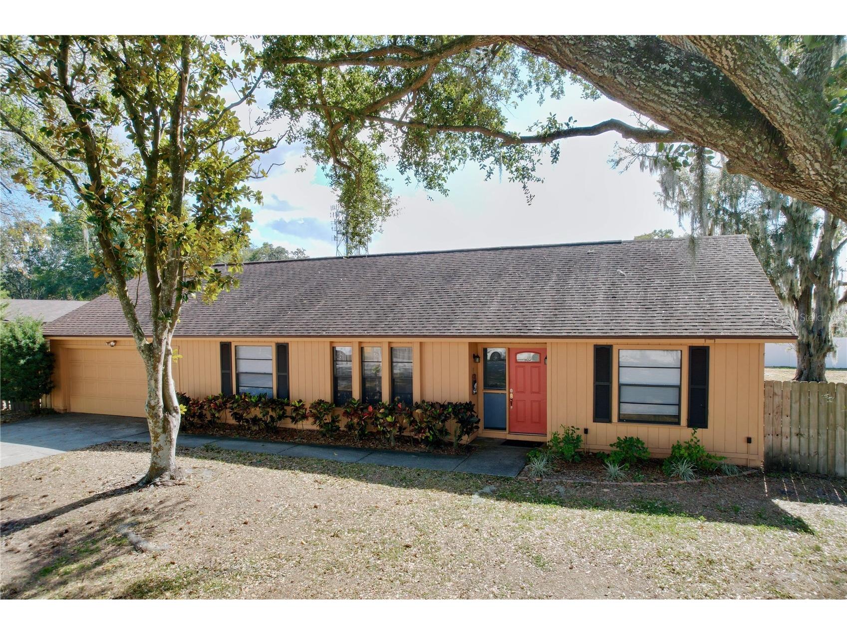 2205 Roslyn Lane Lakeland FL 33812 TB8469011 image1