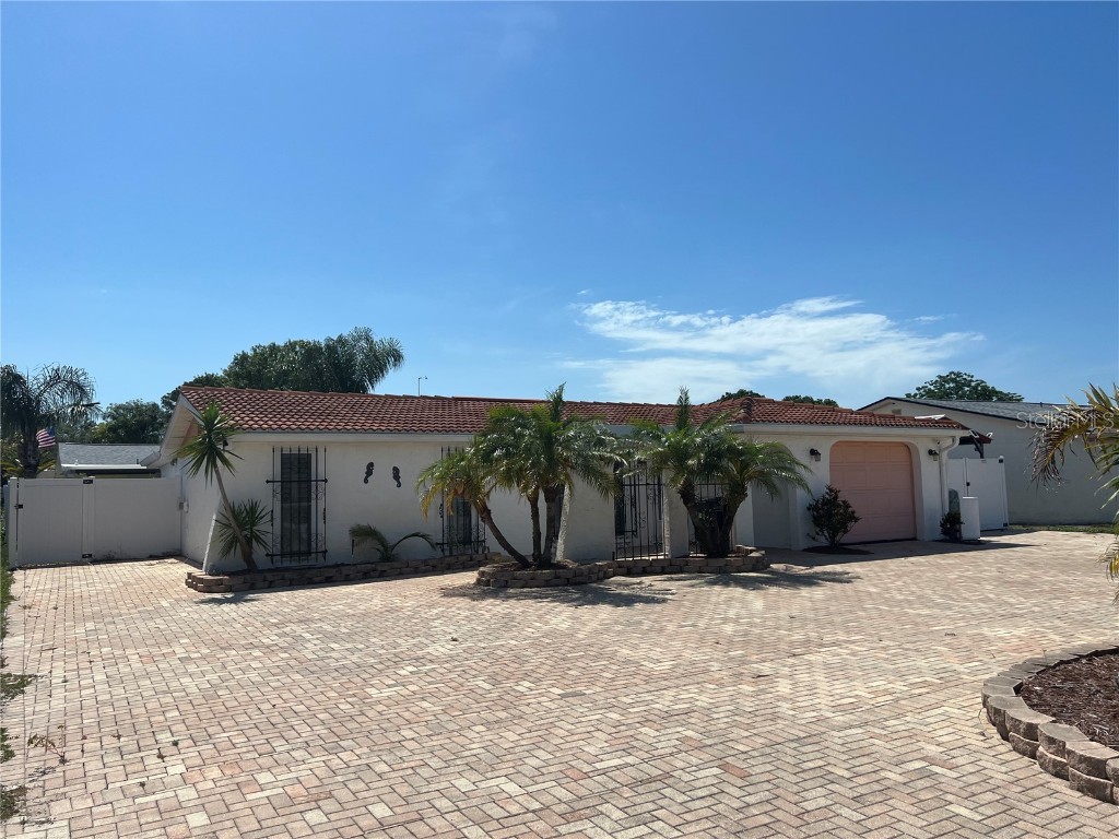 2205 Sugarbush Drive Holiday FL 34690 T3443230 image1