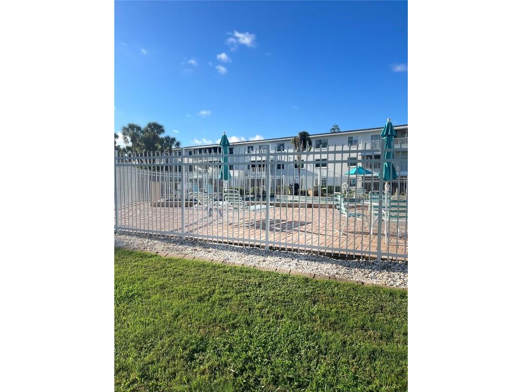 2205 Sunset Drive #E6 Bradenton FL 34207 TB8425413 image9