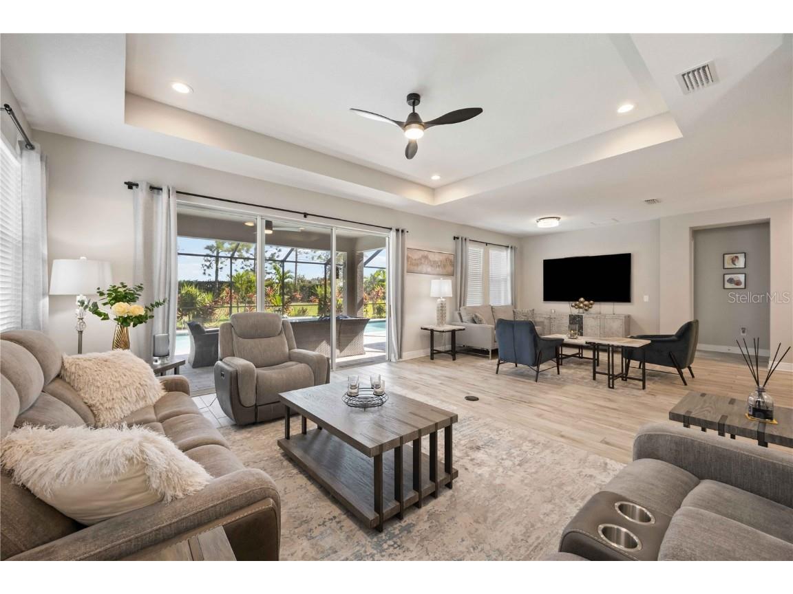 2205 Woodleaf Hammock Court Bradenton FL 34211 A4670069 image3