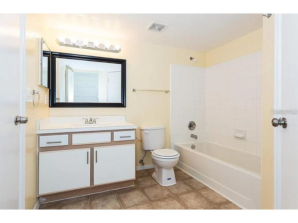 2206 Antigua Place Kissimmee FL 34741 TB8430903 image16