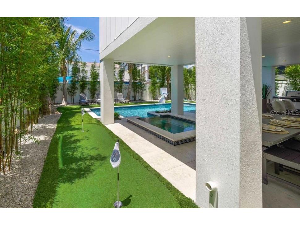 2206 Avenue A Bradenton Beach FL 34217 A4678136 image10