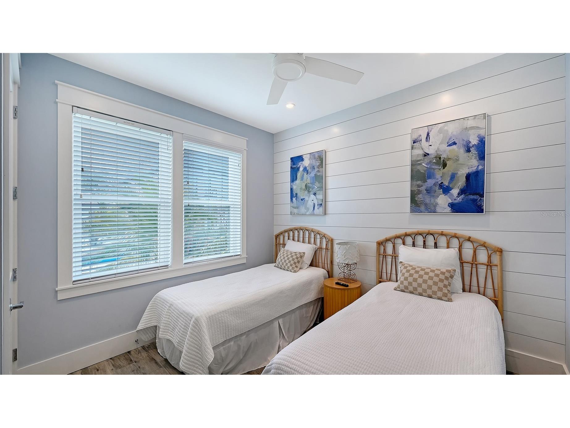 2206 Avenue A Bradenton Beach FL 34217 A4678136 image23