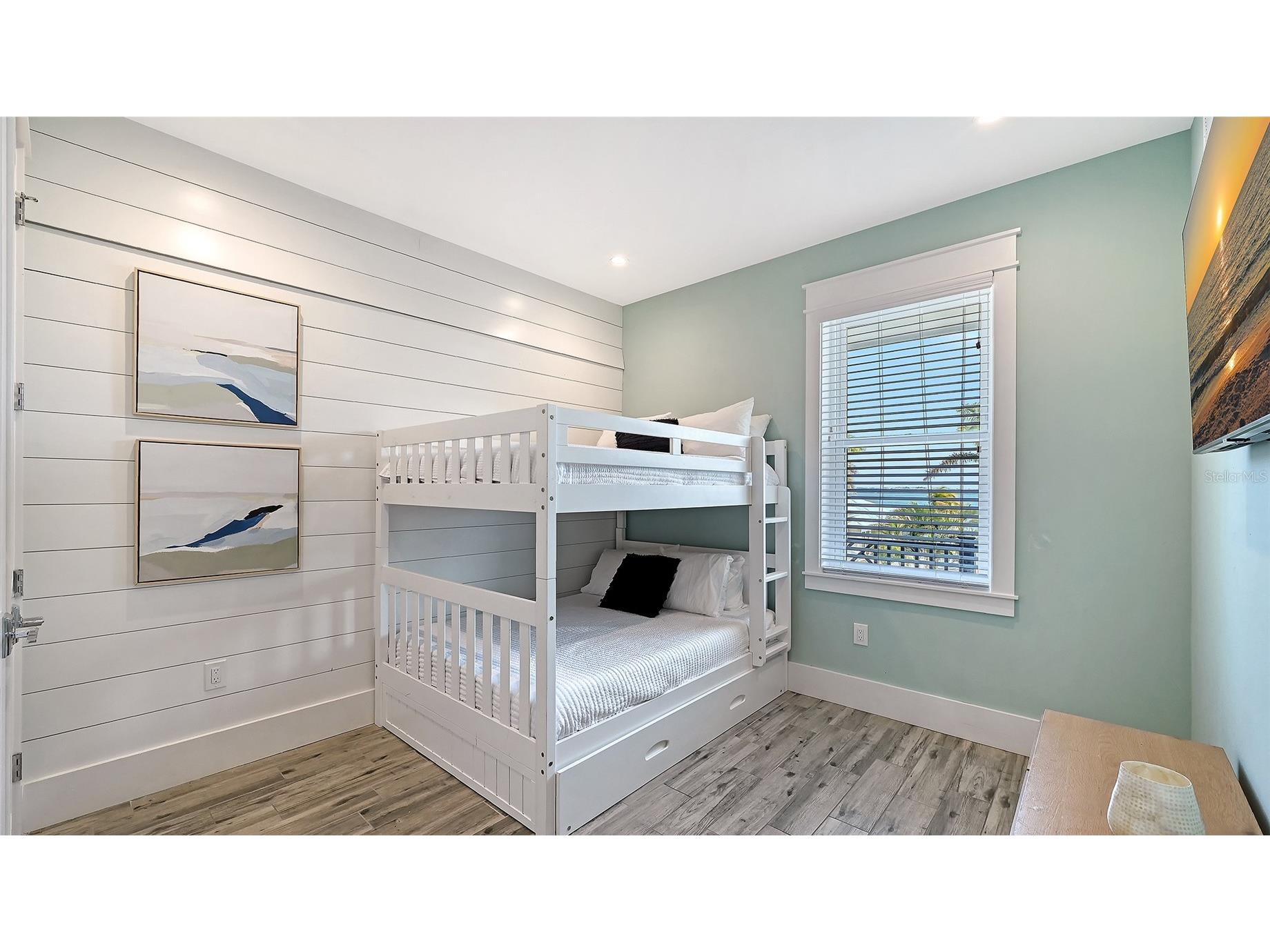 2206 Avenue A Bradenton Beach FL 34217 A4678136 image29