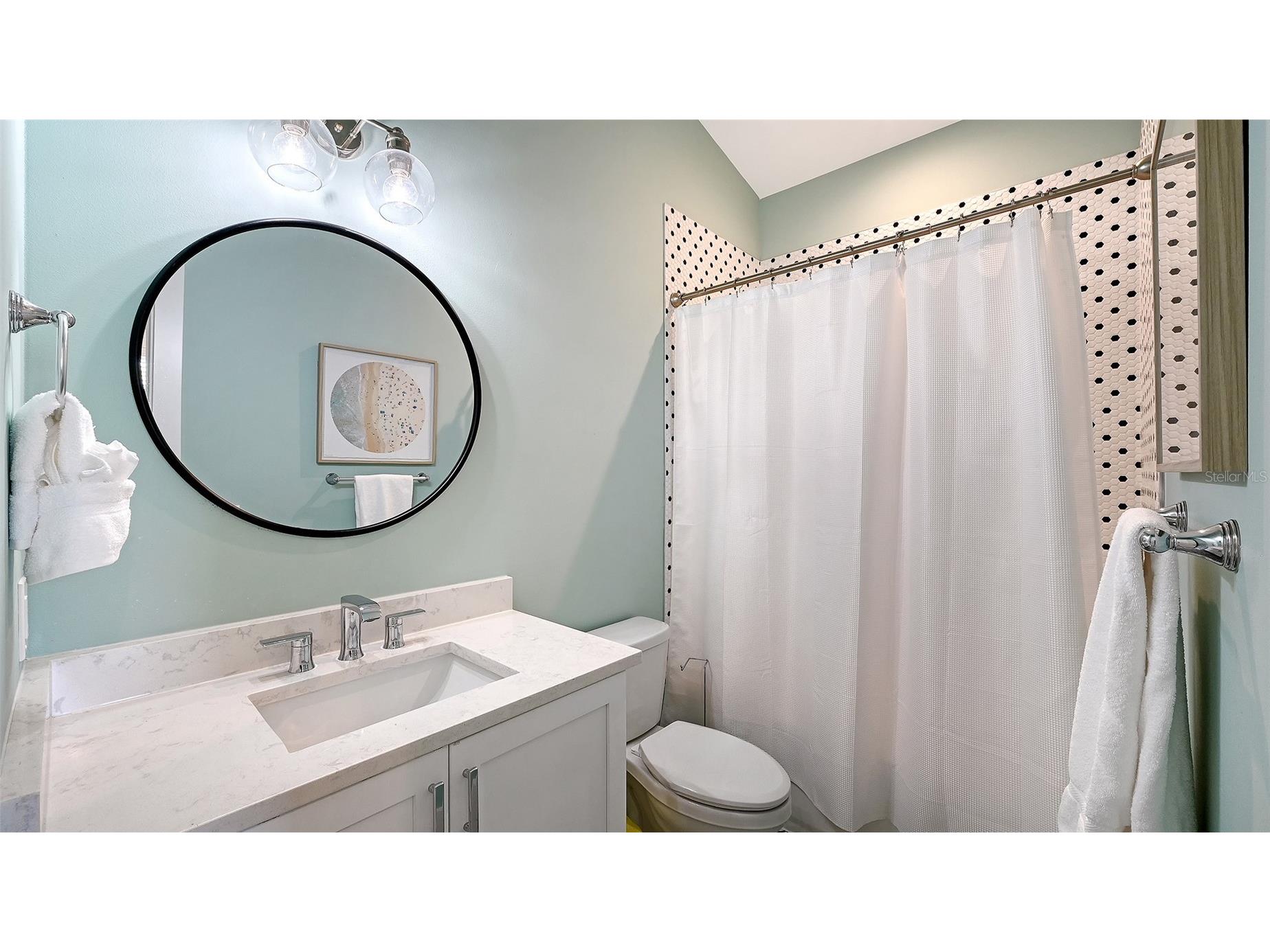 2206 Avenue A Bradenton Beach FL 34217 A4678136 image45