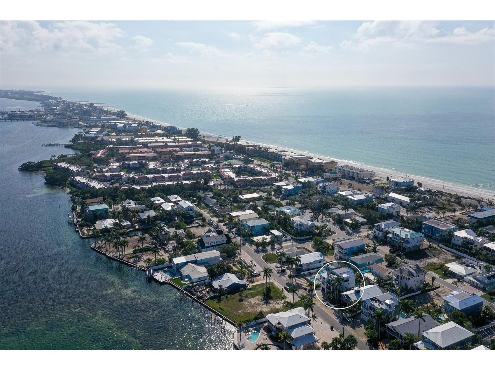 2206 Avenue A Bradenton Beach FL 34217 A4678136 image49