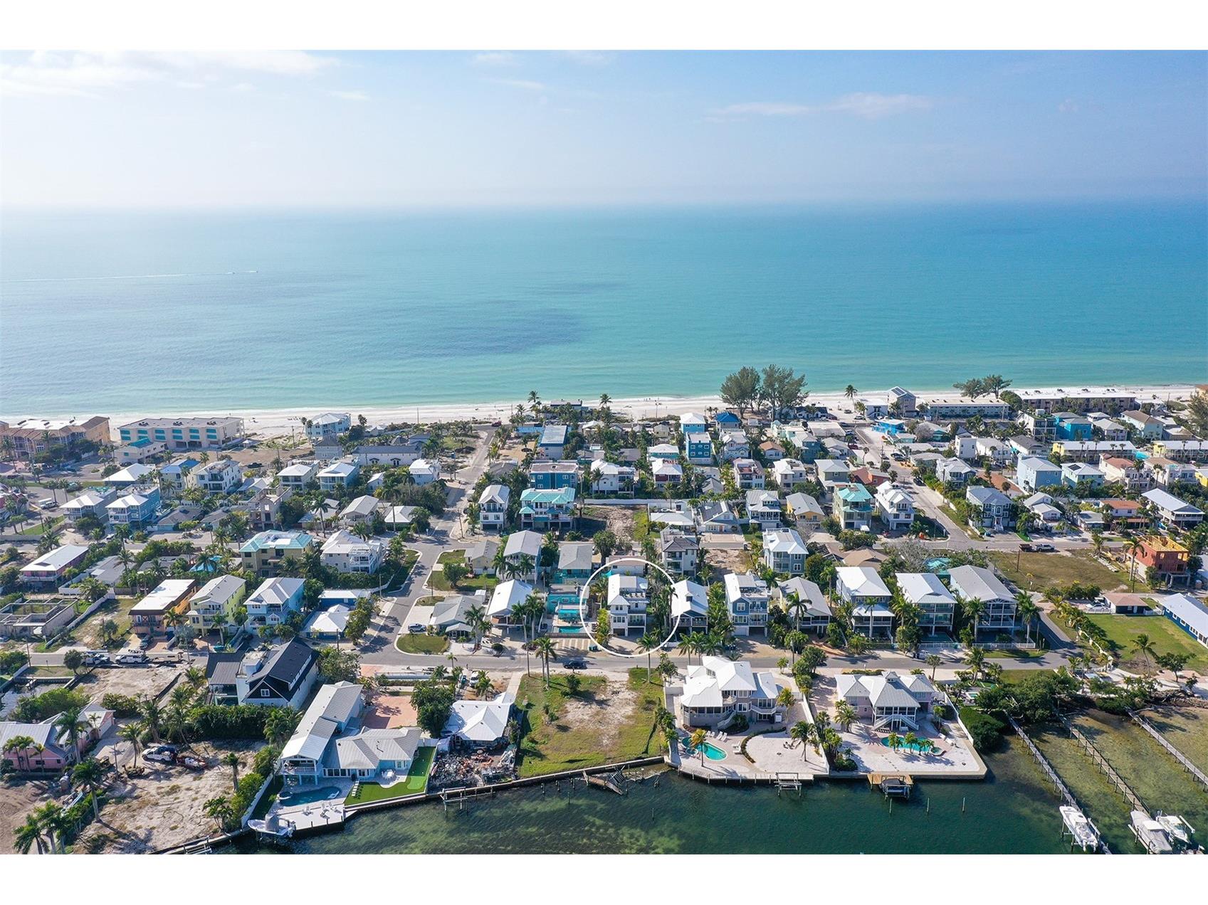 2206 Avenue A Bradenton Beach FL 34217 A4678136 image51