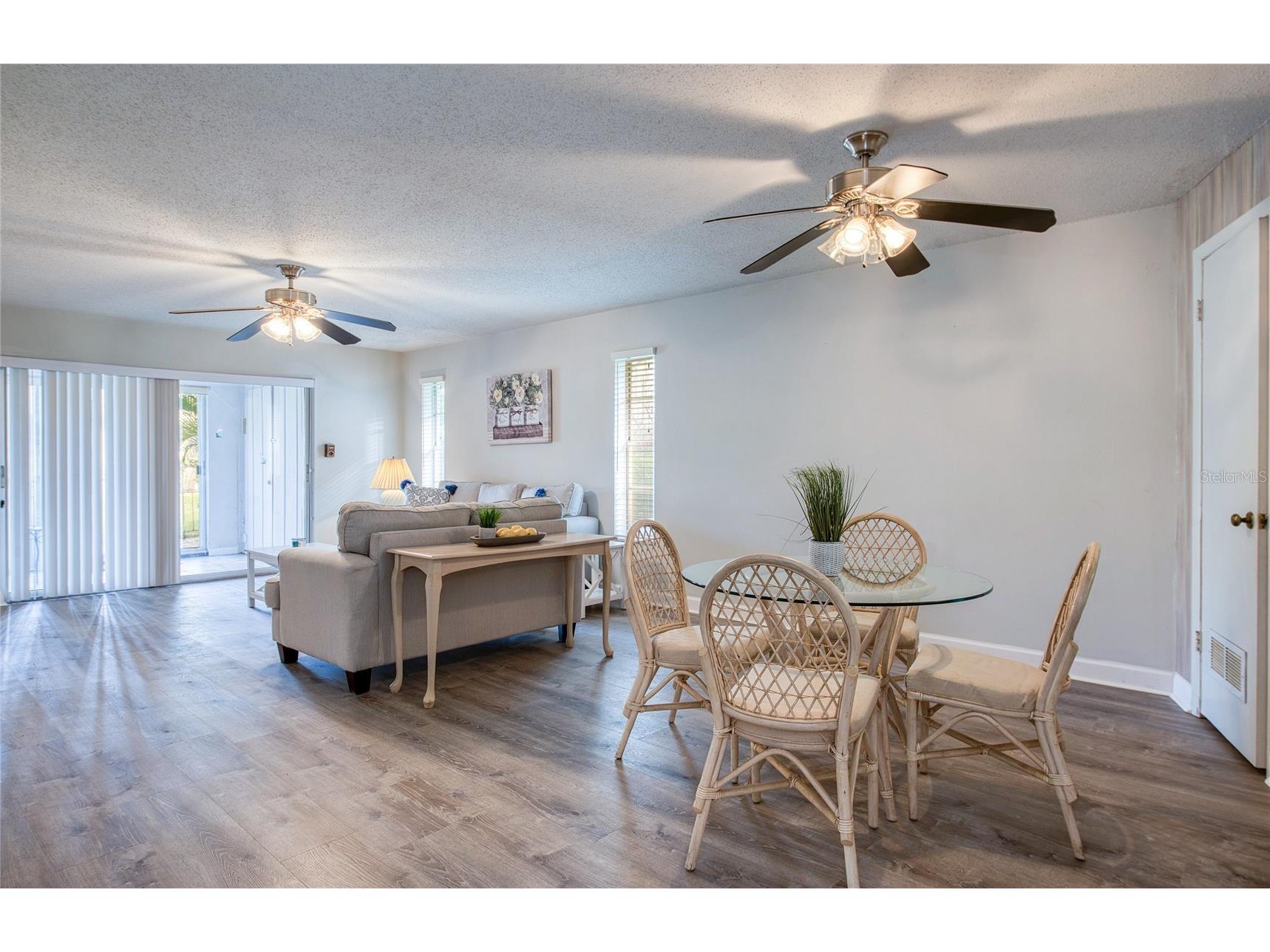 2206 Cordova Green Seminole FL 33777 TB8462855 image2