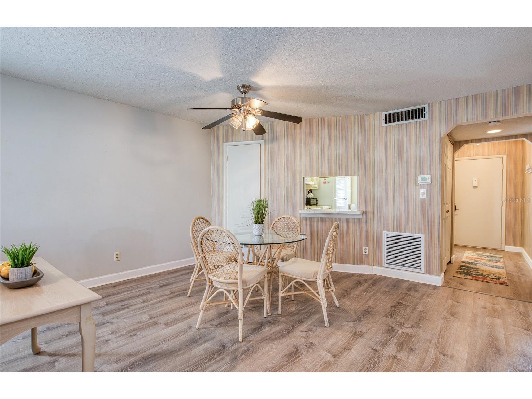 2206 Cordova Green Seminole FL 33777 TB8462855 image3
