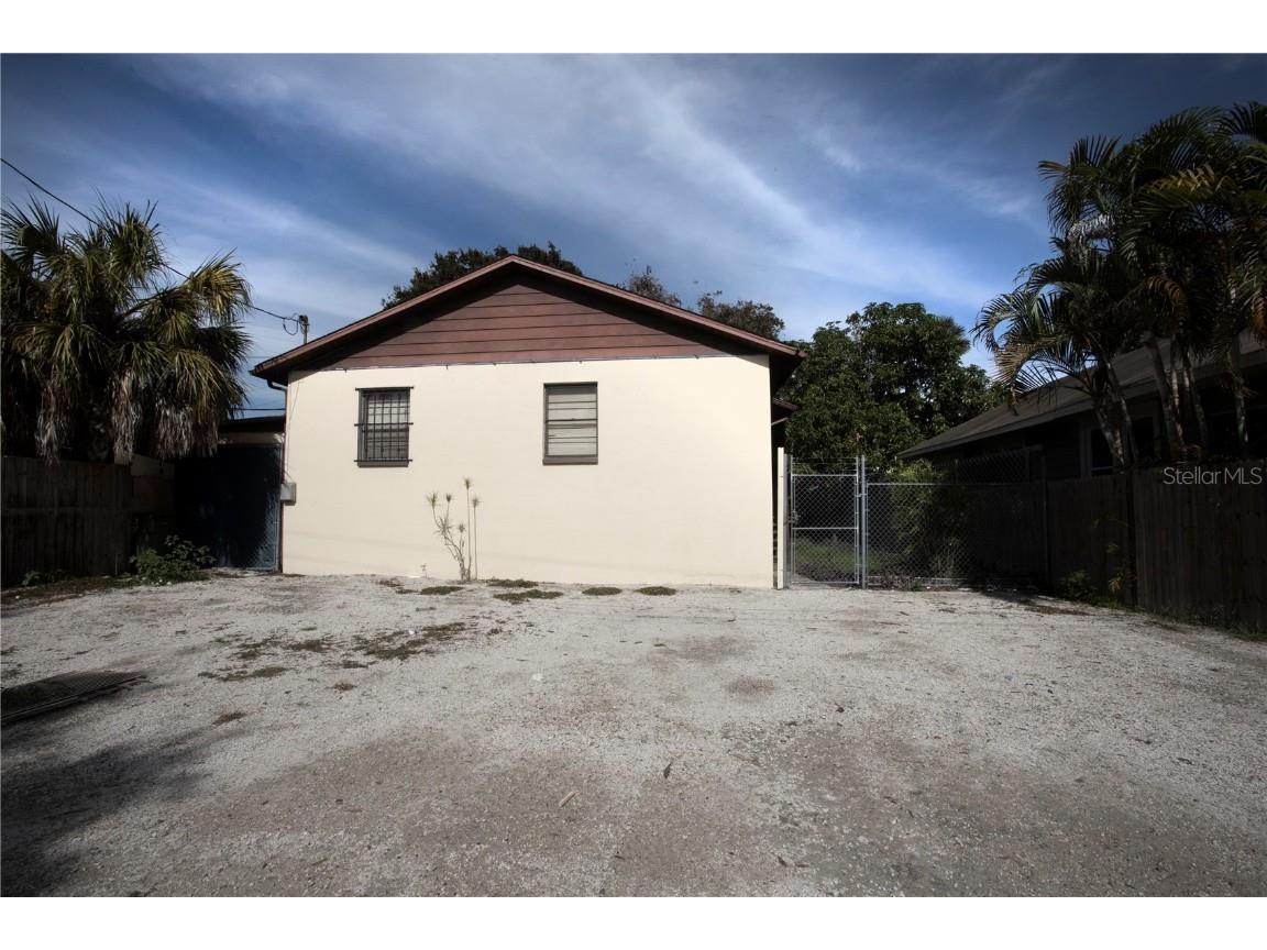 2206 E Saxon Street Tampa FL 33605 T3491604 image1