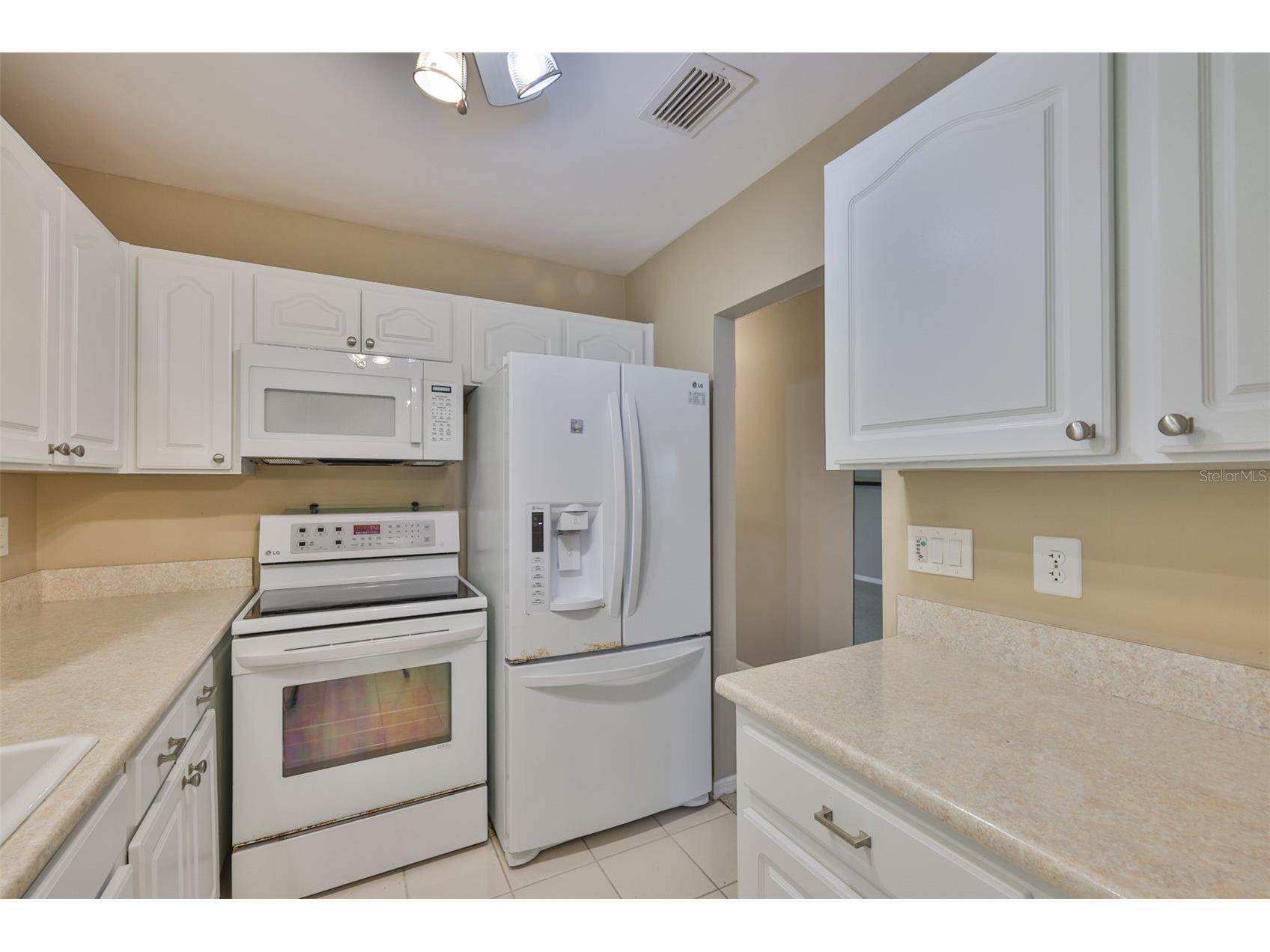 2206 Horsham Place Sun City Center FL 33573 TB8421382 image11