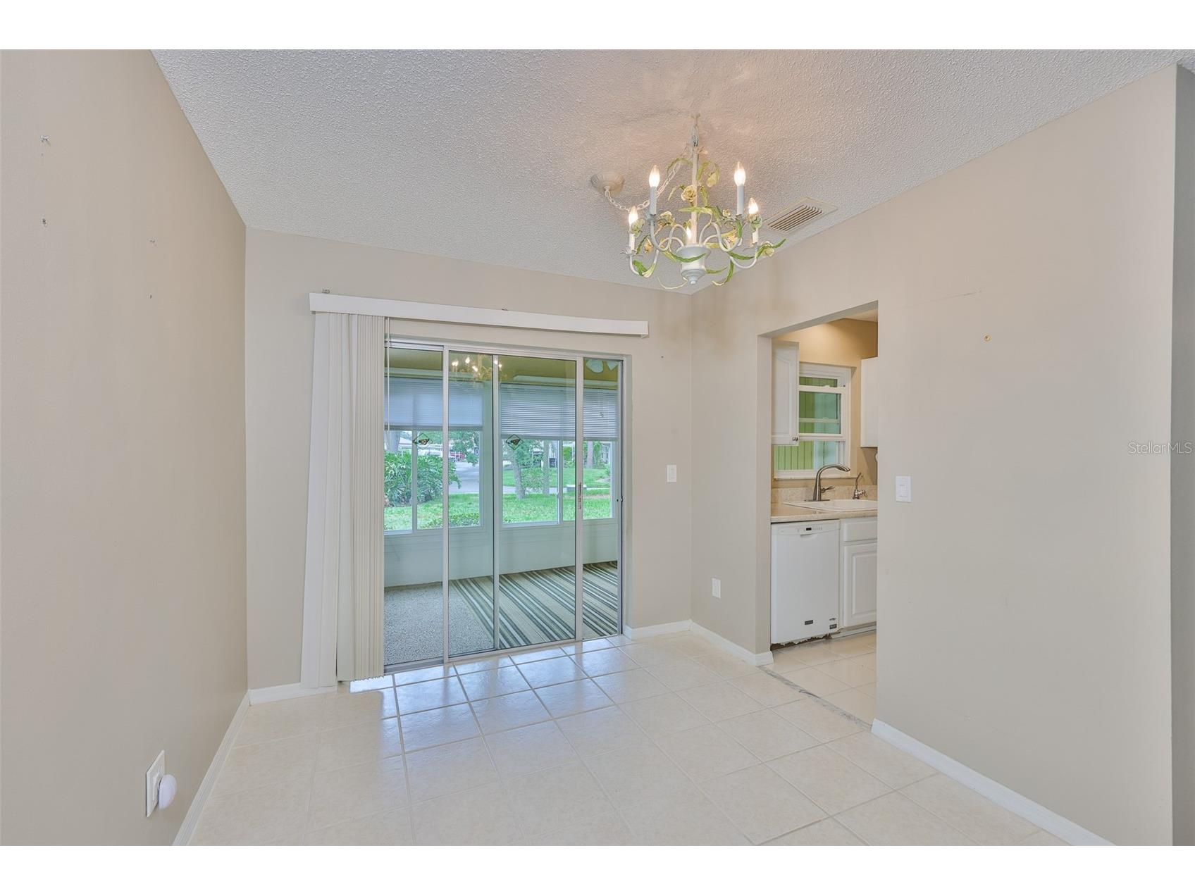 2206 Horsham Place Sun City Center FL 33573 TB8421382 image9