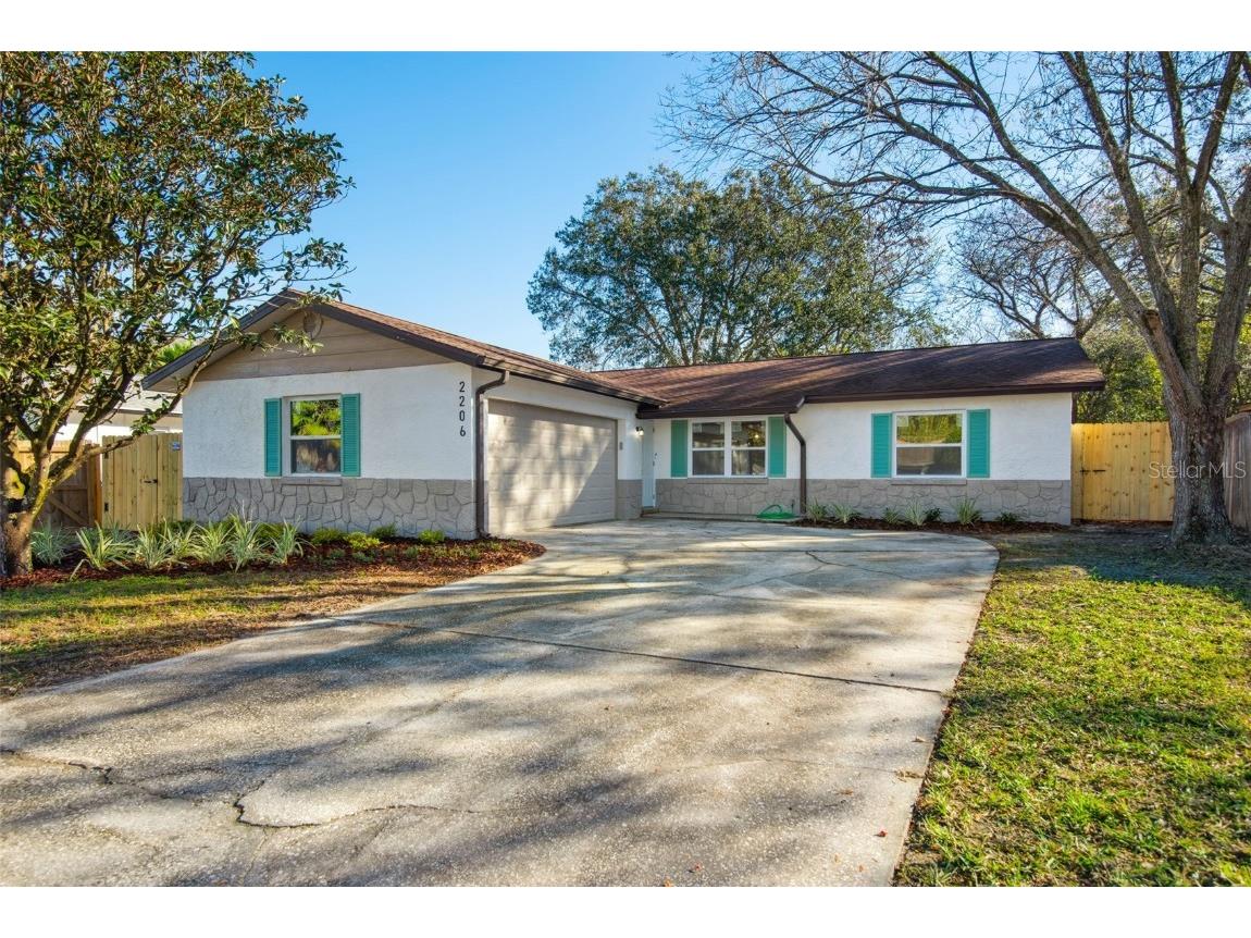 2206 Lauren Circle Brandon FL 33510 A4556847 image1