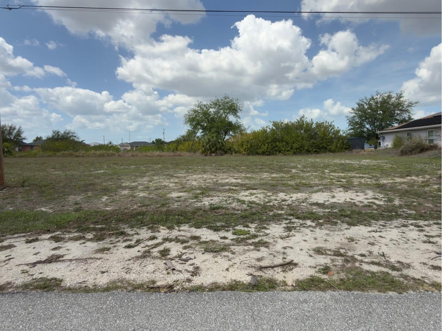 2206 NE 1st Place Cape Coral FL 33909 C7524392 image3