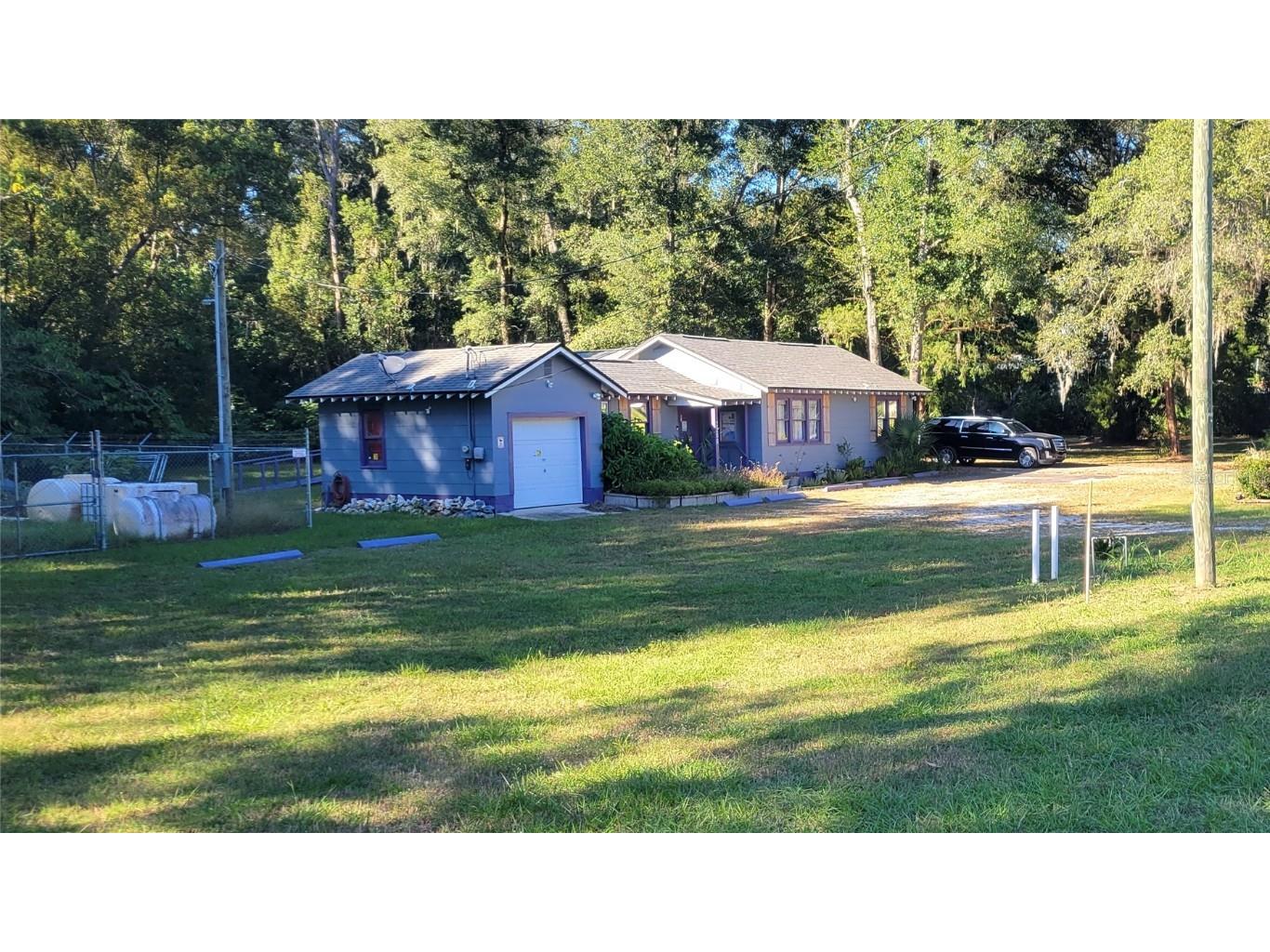 2206 NE 8th Road Ocala FL 34470 OM667275 image1