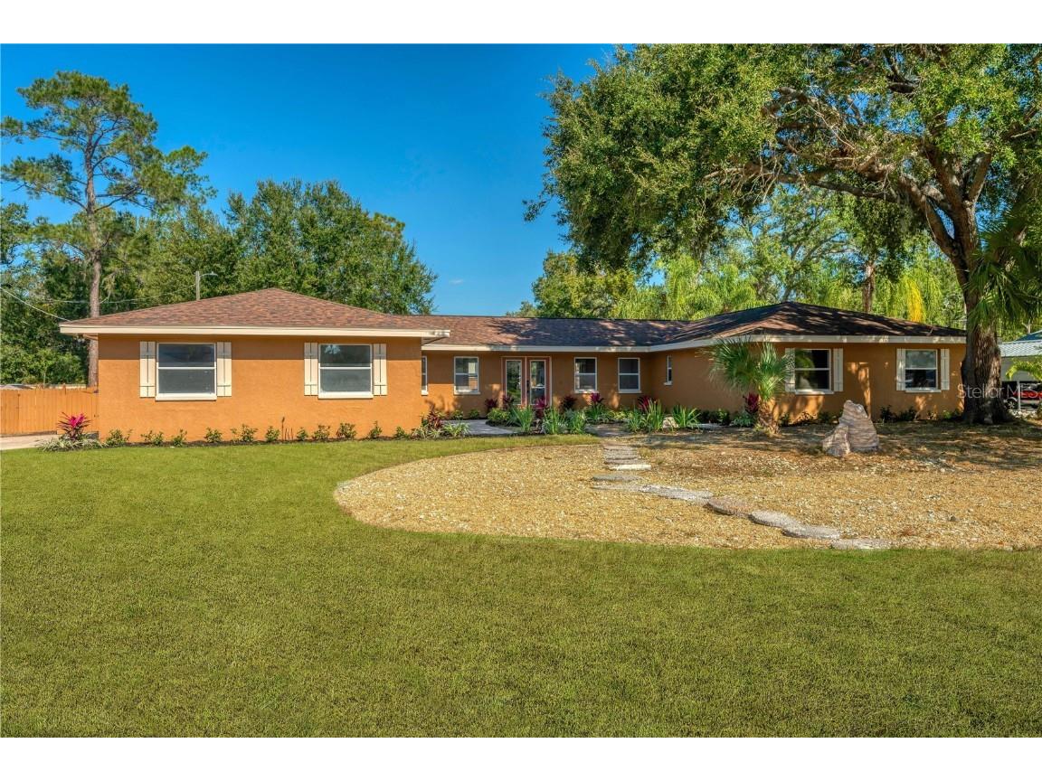 2206 Wallwood Place Brandon FL 33510 TB8448503 image2