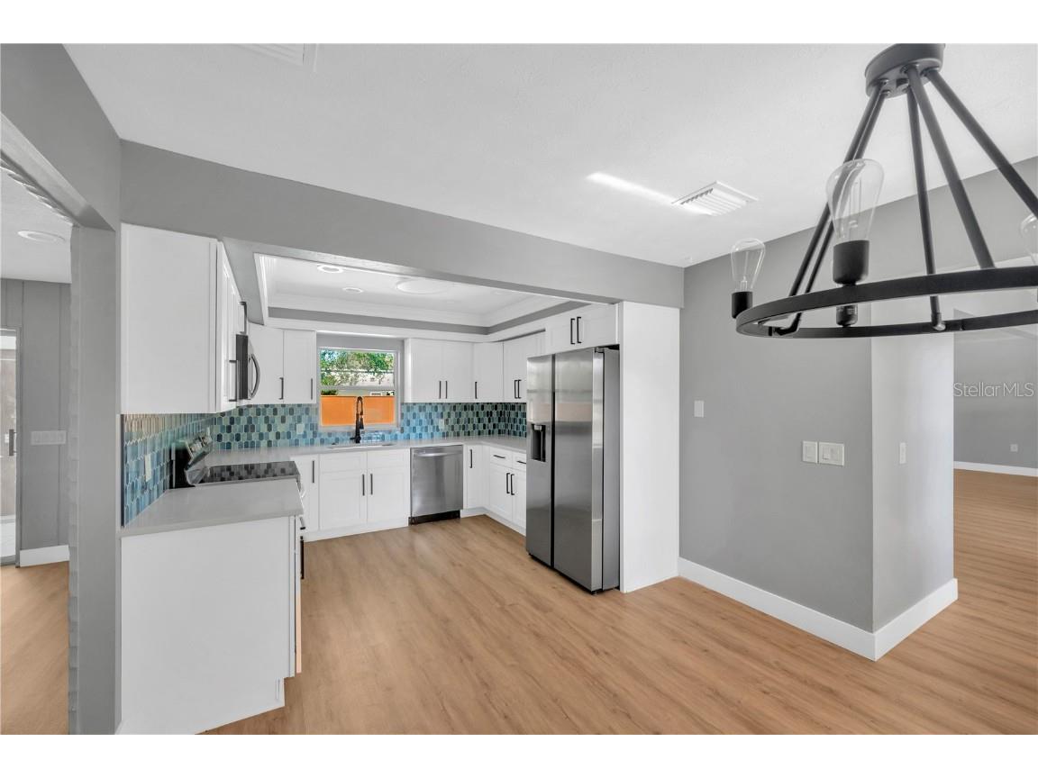 2206 Wallwood Place Brandon FL 33510 TB8448503 image20