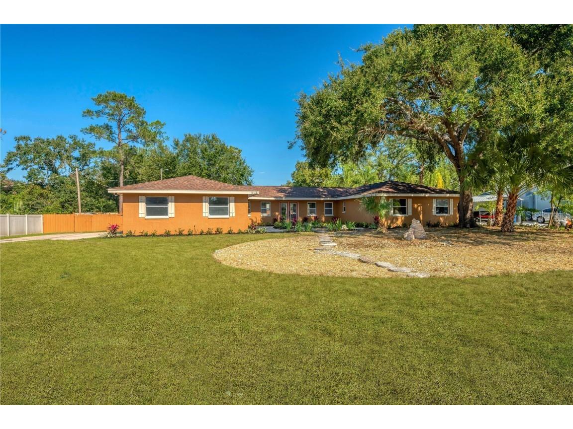 2206 Wallwood Place Brandon FL 33510 TB8448503 image3