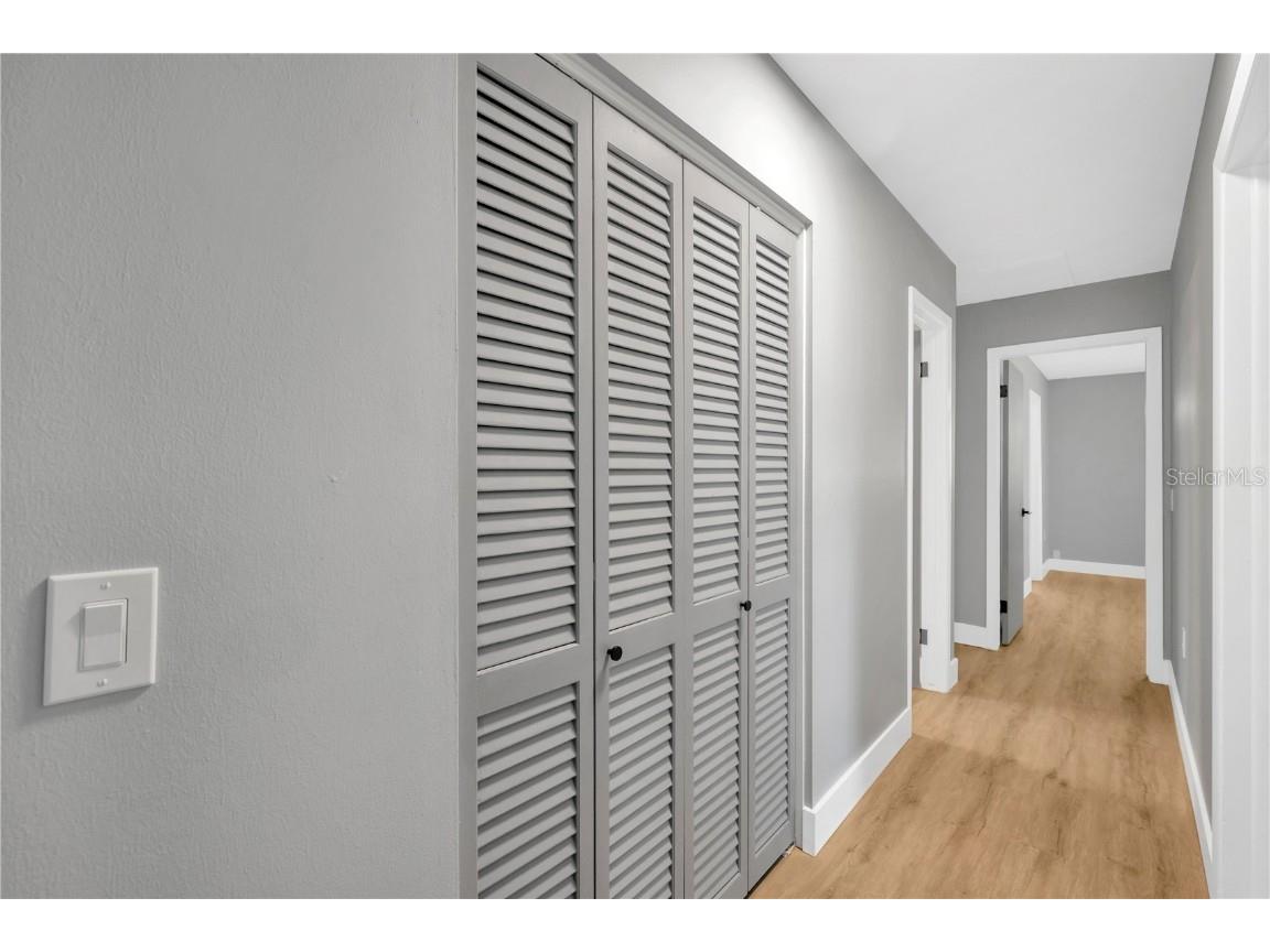 2206 Wallwood Place Brandon FL 33510 TB8448503 image32