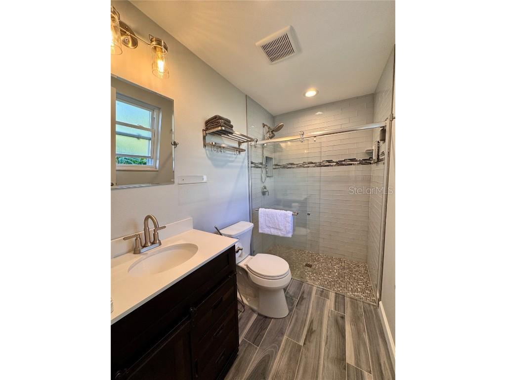 2207 51st Street W Bradenton FL 34209 A4659902 image31