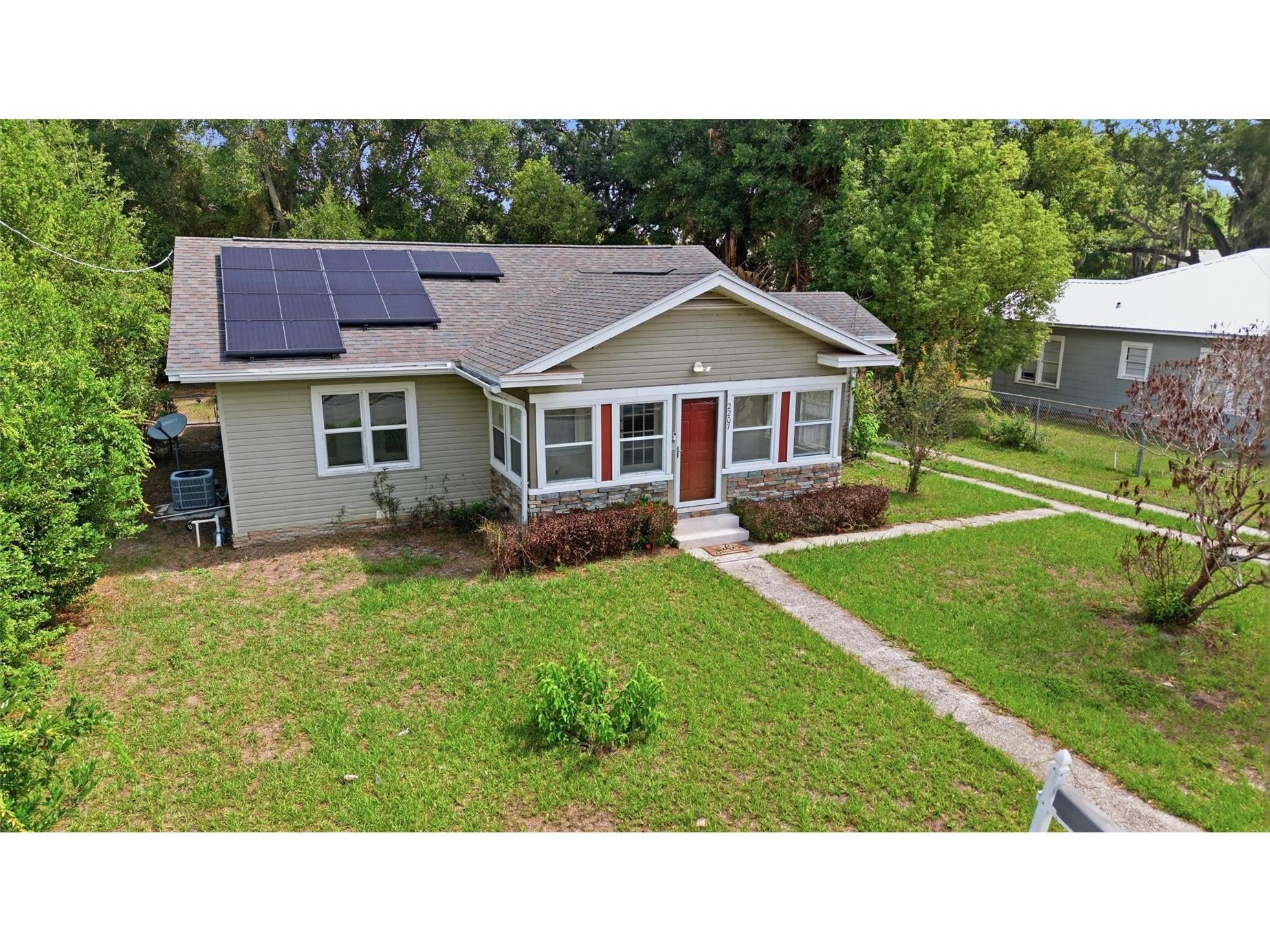 2207 Avenue F NW Winter Haven FL 33880 TB8513310 image1