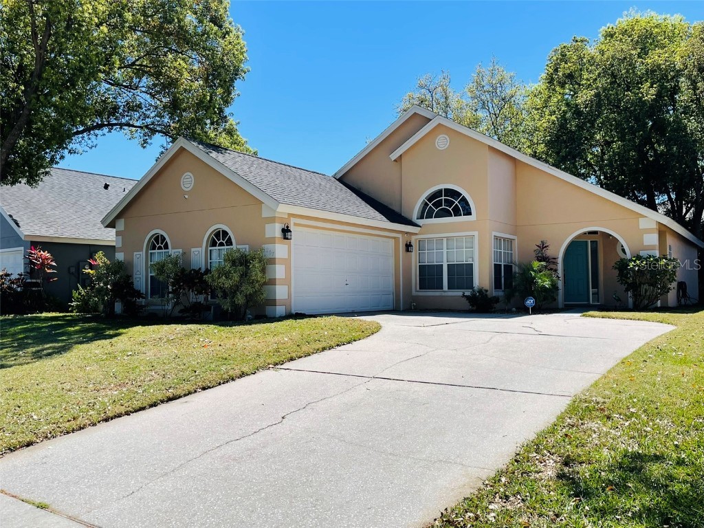 2207 Black Hawk Street Clermont FL 34714 G5094047 image1